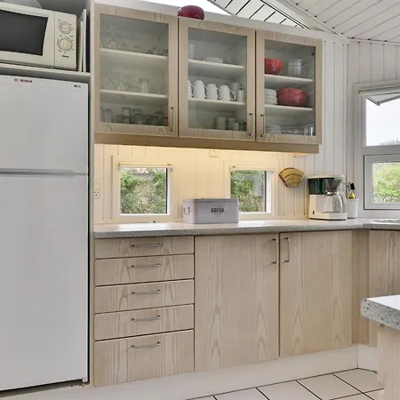 Riaan - 200m From The Sea By Interhome