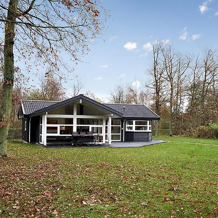 Riaan - 200m From The Sea By Interhome 펜션